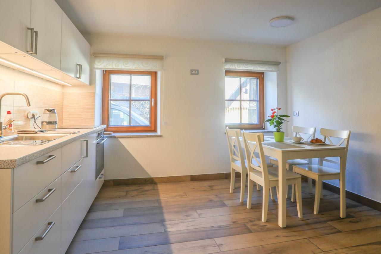 Apartmaji Tina Zgornje Gorje Eksteriør billede