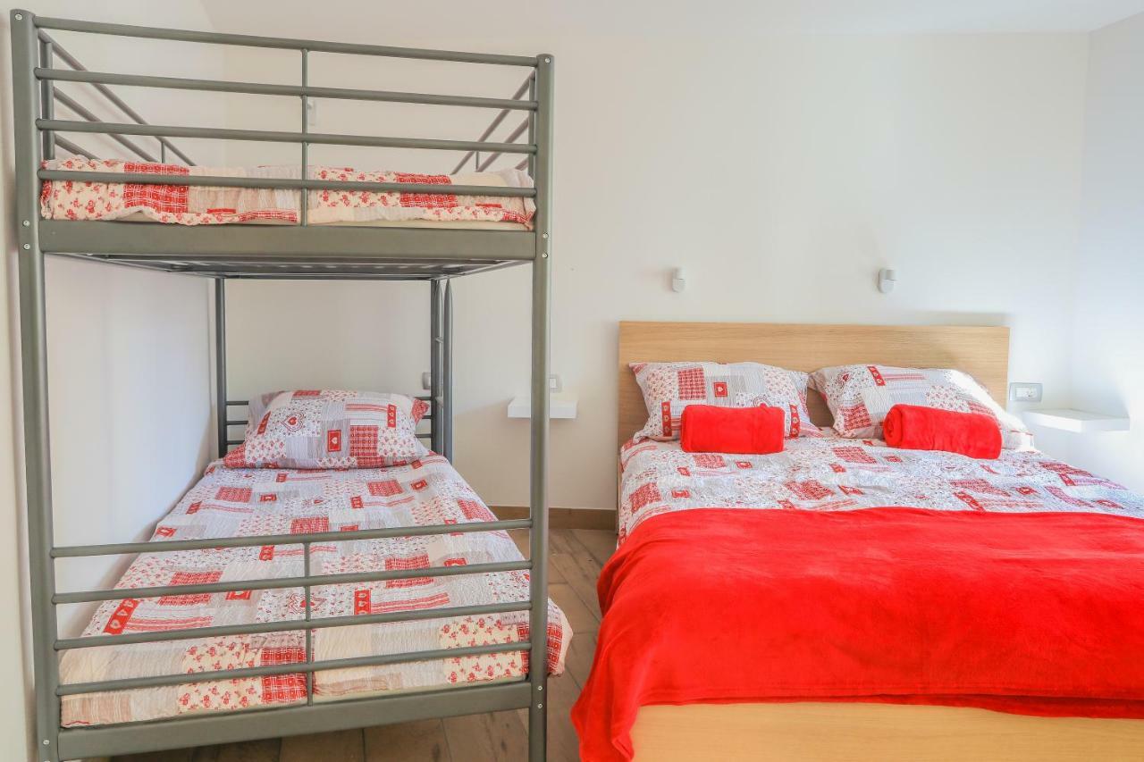 Apartmaji Tina Zgornje Gorje Eksteriør billede